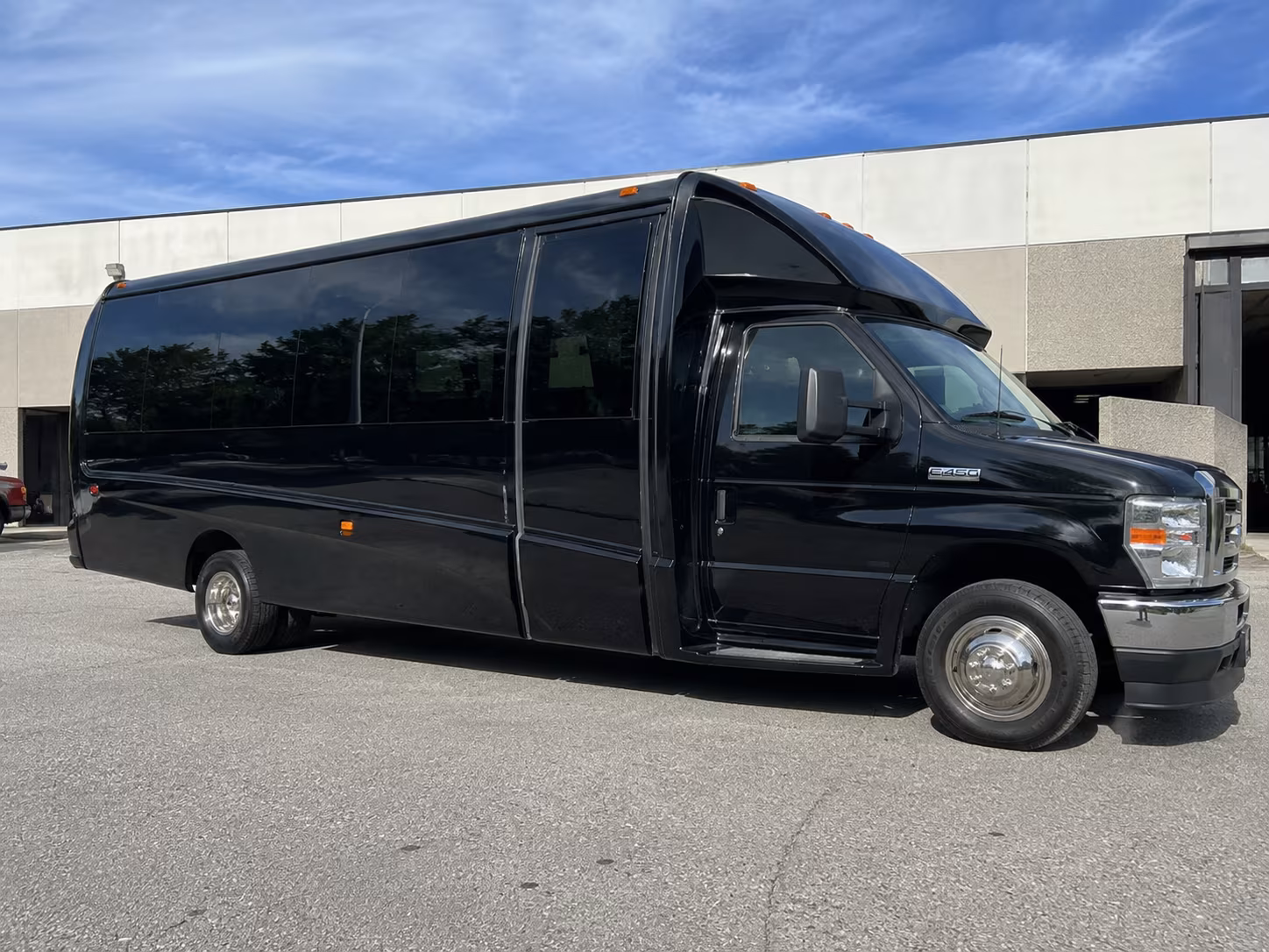how your starting location and deadhead miles affect charter bus rates in pearland