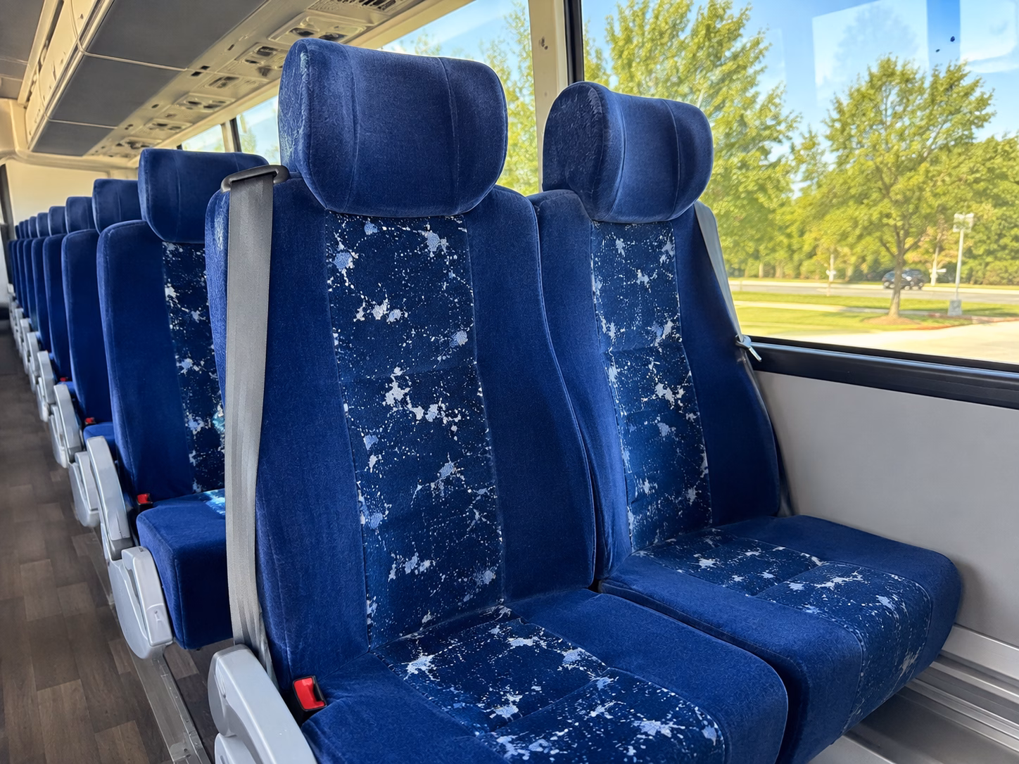 missouri city corporate shuttle bus rentals