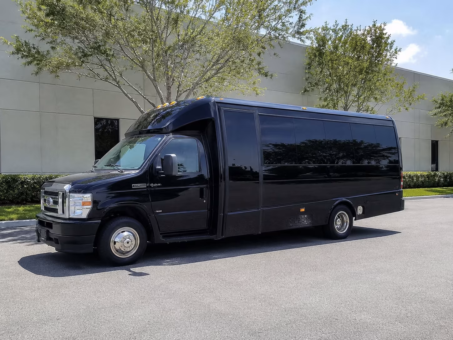 pasadena concert shuttle bus rentals in pasadena