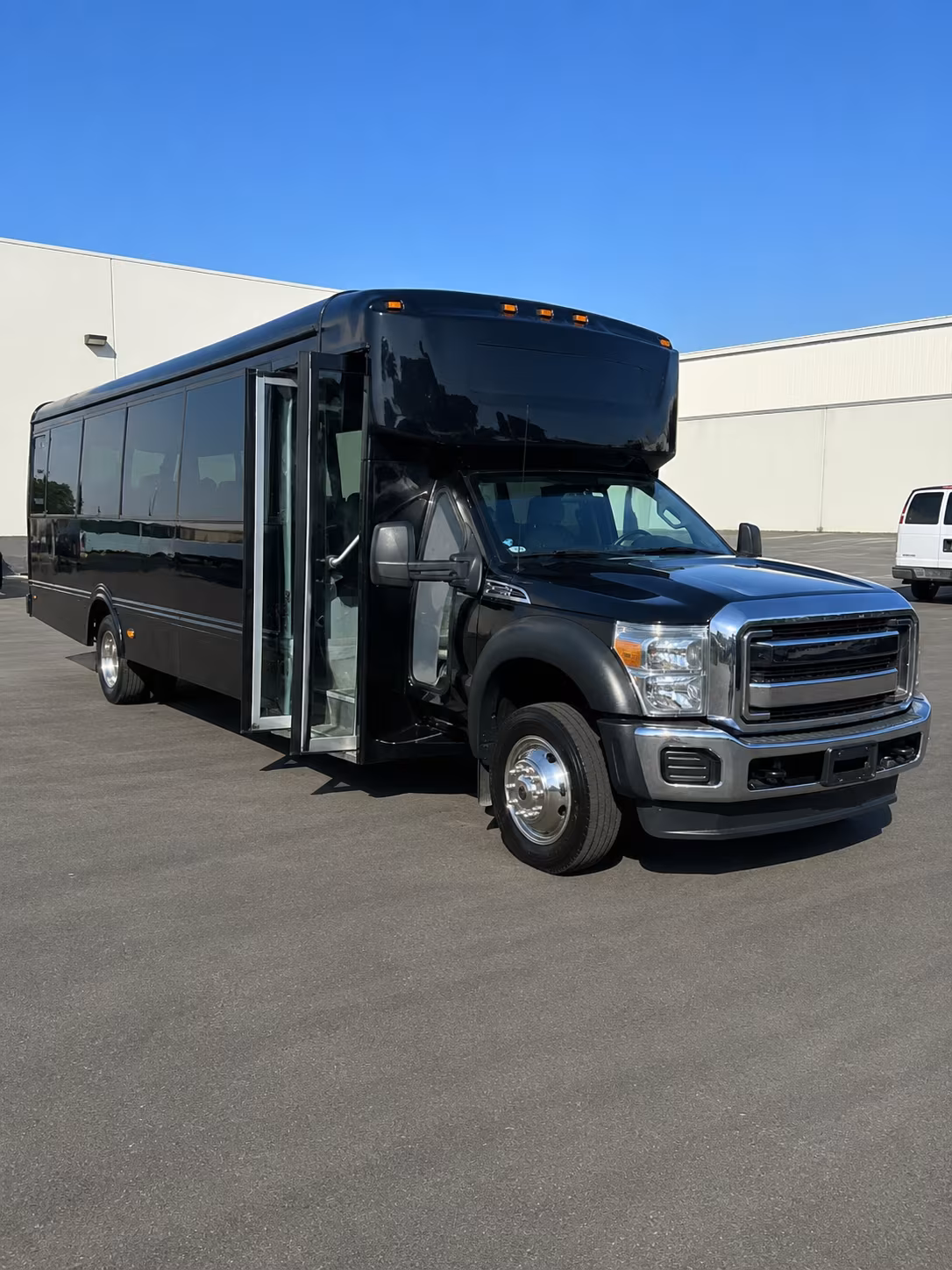 pearland wedding party bus rental