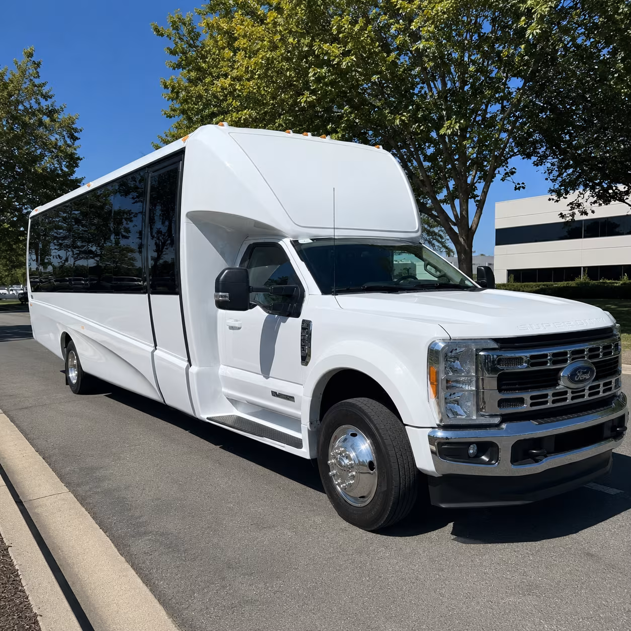 sugar land comfortable charter buses for government military personnel